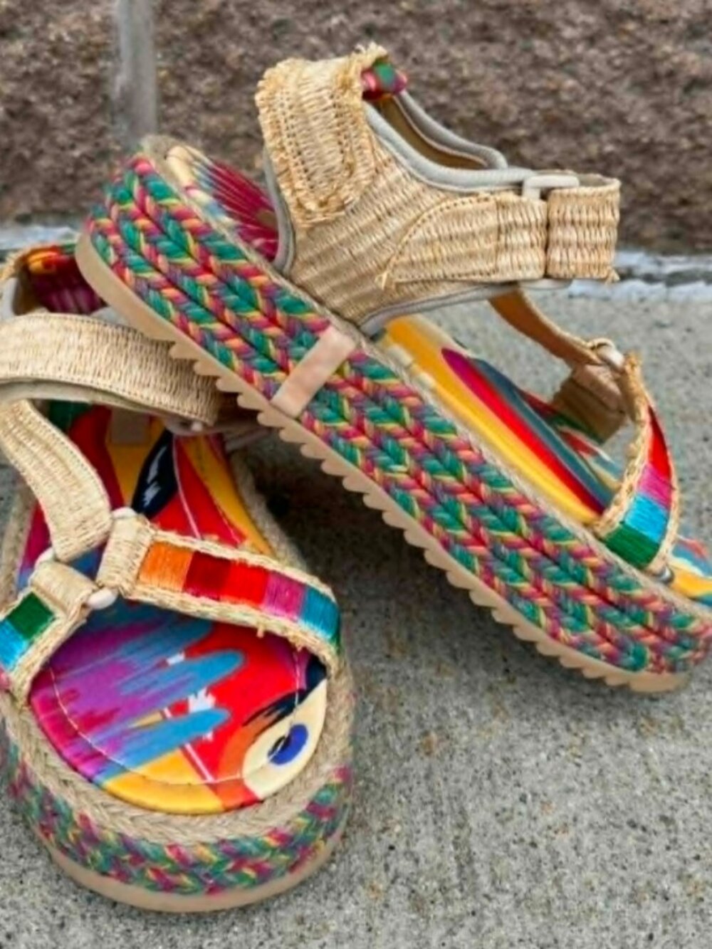 Farm Rio Colorful Toucans Flatform Sandals - Size 39 / 8